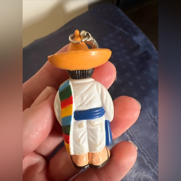 Vintage South Of The Border South Carolina Roadside Attraction Travel Keychain - Picture 7 of 9